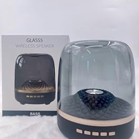 Glass5 Wireless Speaker with Gold Accents - Picture 4 of 7